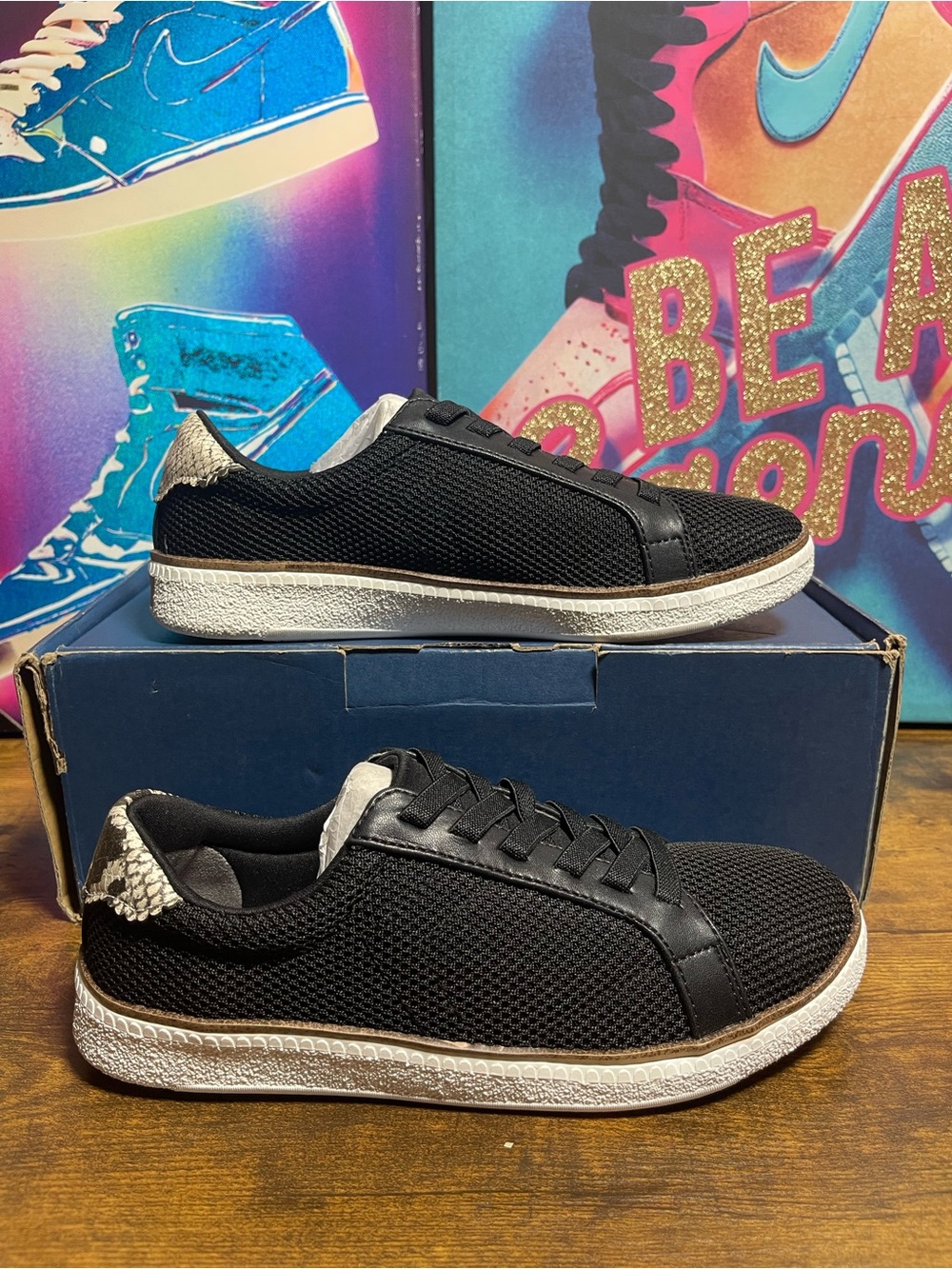 Dr. Scholl's Seaside Women's
Sneakers black size 5.5